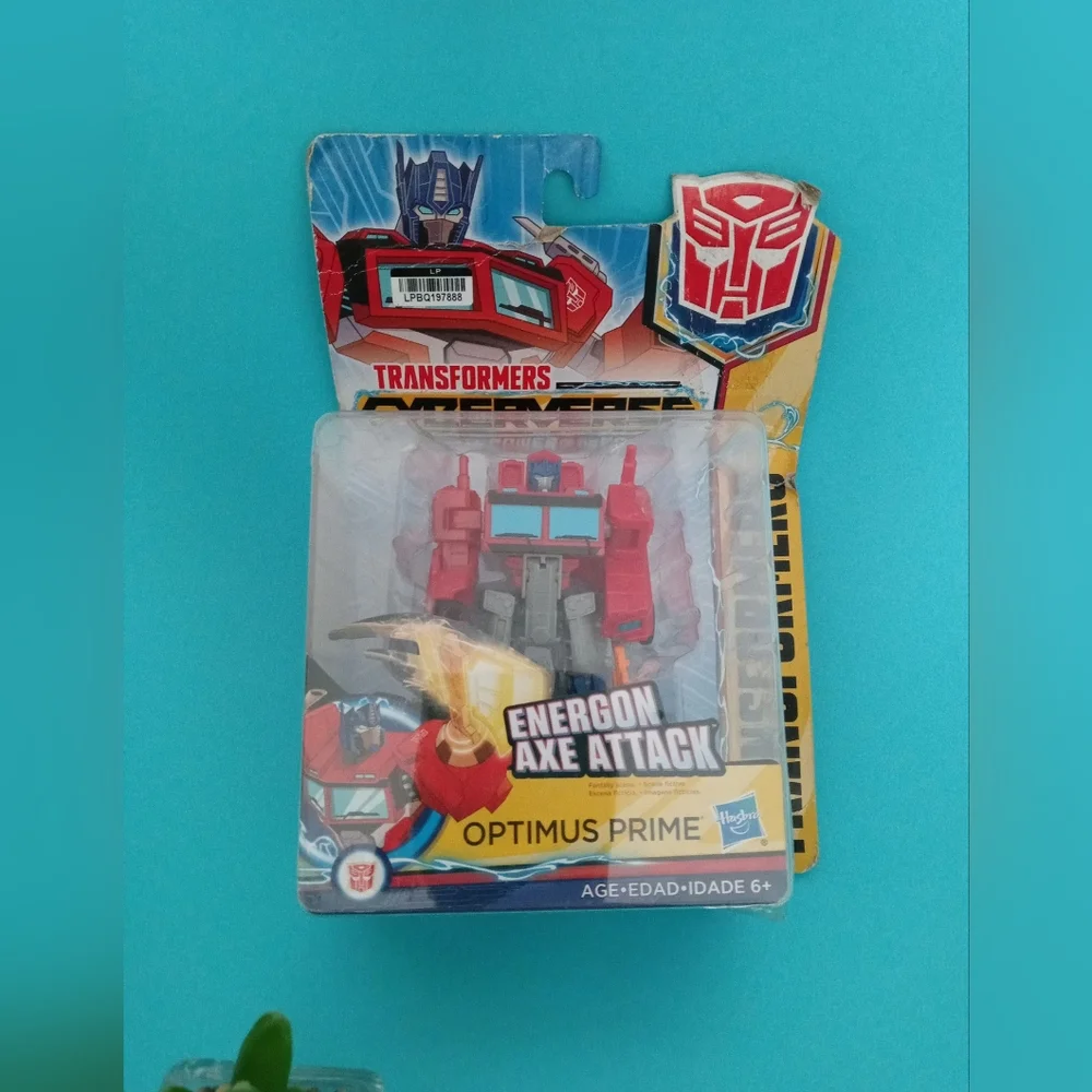 ENERGON AXE ATTACK OPTIMUS PRIME Transformers Cyberverse Power Spark Warrior New